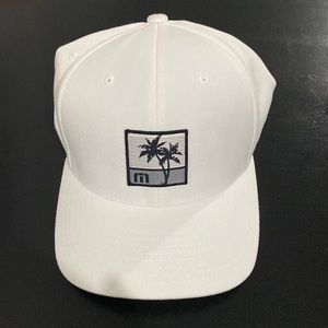 COPY - Travis Mathews White Golf Hat SnapBack Pre-owned Great condition